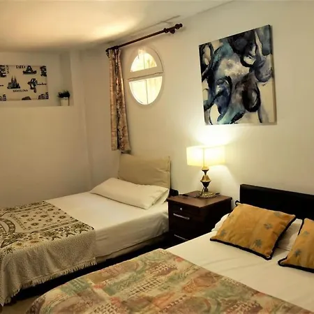 Villa Del Mamut, Granada