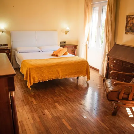 Del Mamut, Granada Villa Padul